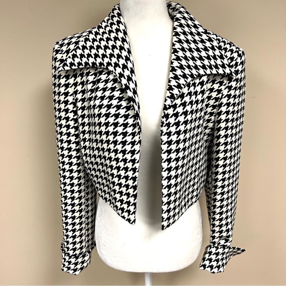 - David Bijoux vintage cropped houndstooth blazer 8/10